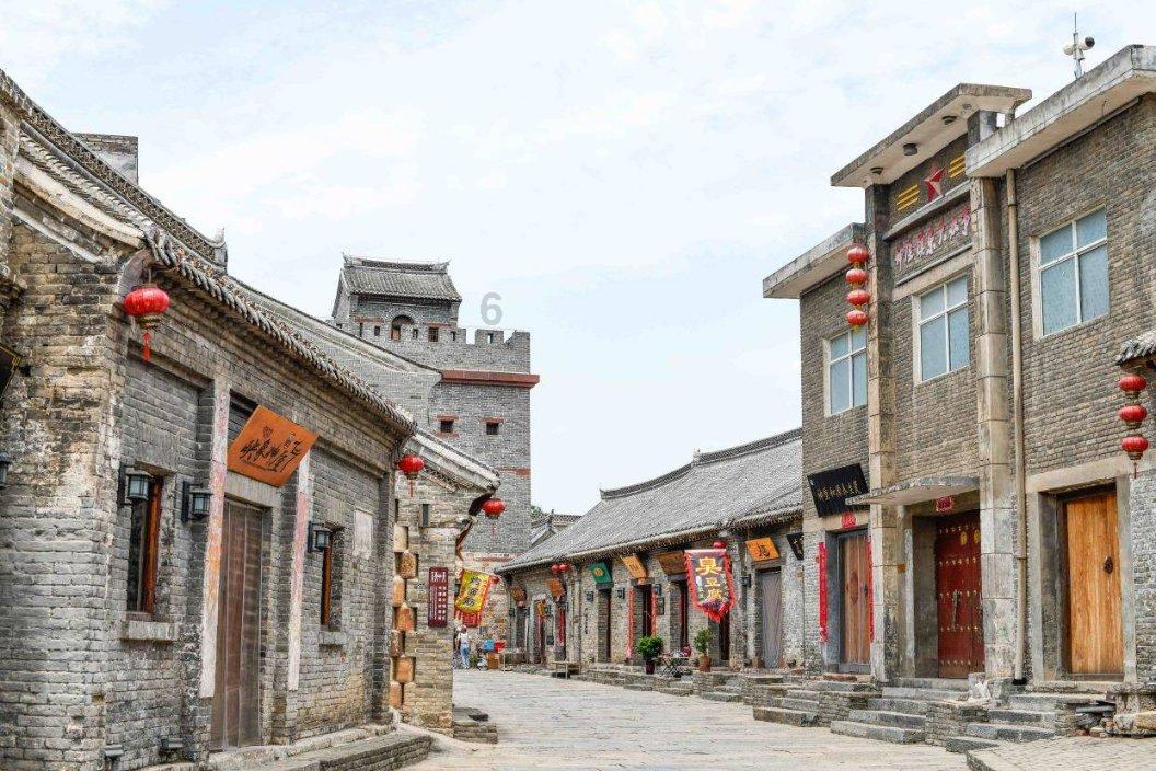 市委常委会召开会议，传达学习省部级主要领导干部推动金融高质量发展专题研讨班精神